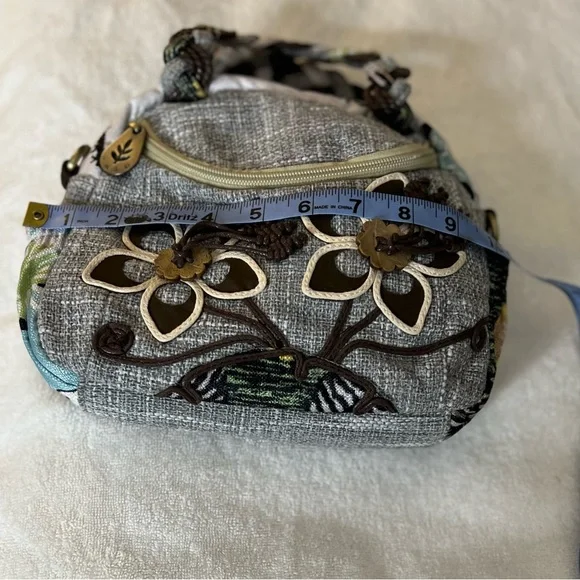Boho Crossbody Bag Stylish Flower Design - Picture 5 of 13